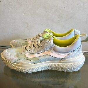 Vans Ultrarange Sneakers